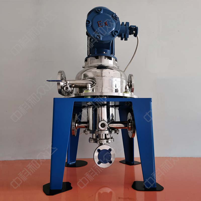 工業(yè)離心萃取機(jī).jpg 工業(yè)離心萃取機(jī).jpg